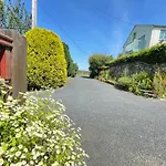 District In 1 Acre Gardens Off M6 * Penrith