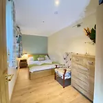 District In 1 Acre Gardens Off M6 *