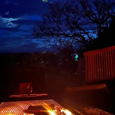 Venkovský dům District In 1 Acre Gardens Off M6