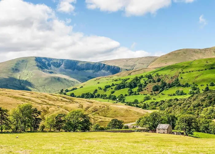 District In 1 Acre Gardens Off M6 Venkovský dům *