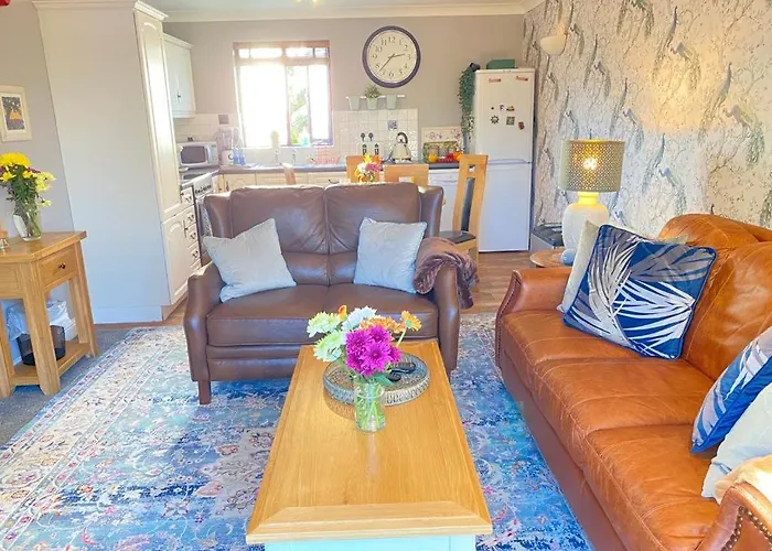 Country house District In 1 Acre Gardens Off M6 Penrith